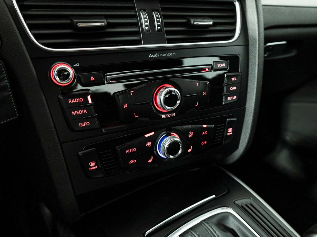 Audi A4 2014 года с пробегом. Фото: #13