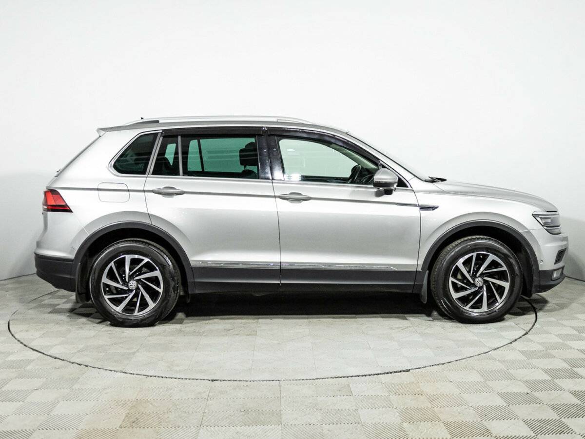 Volkswagen Tiguan 2018 года с пробегом. Фото: #3