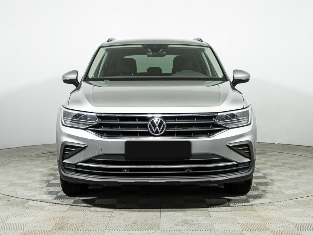Volkswagen Tiguan 2021 года с пробегом. Фото: #1