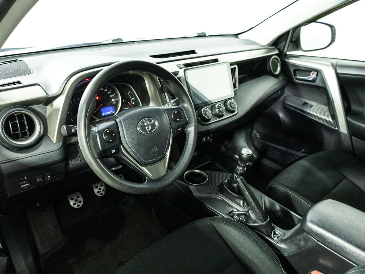 Toyota RAV4 2014 года с пробегом. Фото: #8
