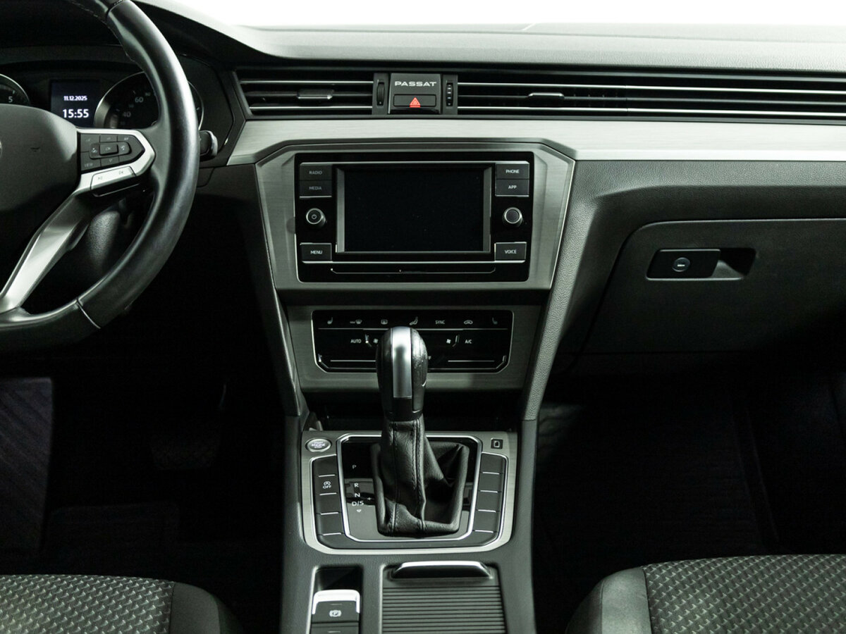 Volkswagen Passat 2021 года с пробегом. Фото: #13