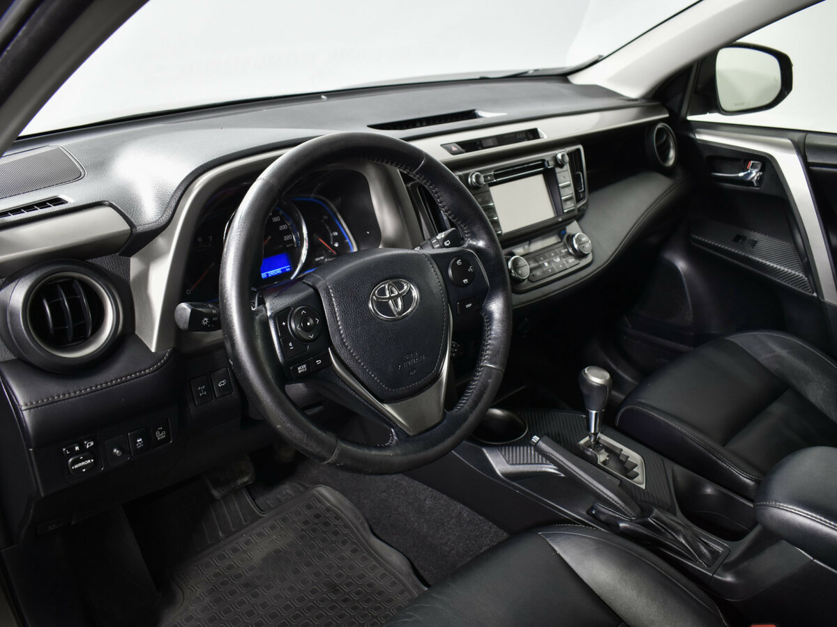 Toyota RAV4 2013 года с пробегом. Фото: #8
