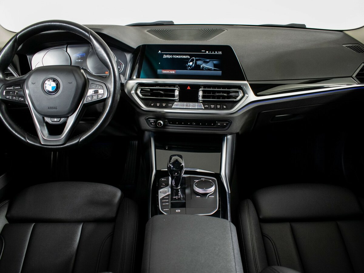 BMW 3 серии 2021 года с пробегом. Фото: #8