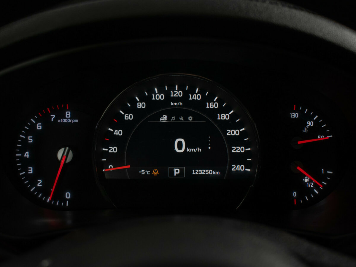 Kia Sorento 2017 года с пробегом. Фото: #11