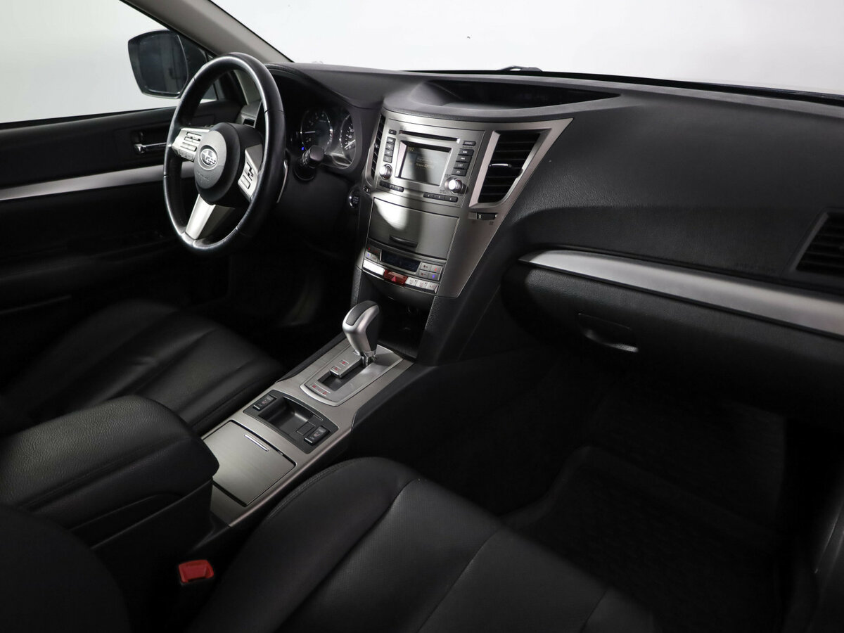 Б/У Субару Аутбэк 2012 года. Фото: #14