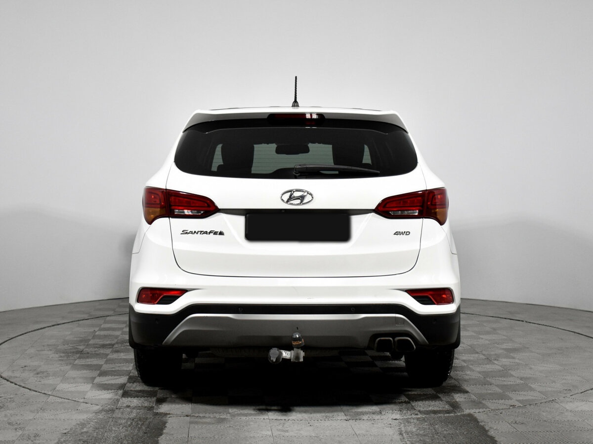 Hyundai Santa Fe 2015 года с пробегом. Фото: #4