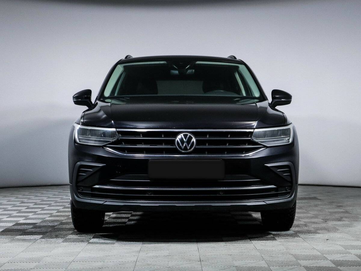 Volkswagen Tiguan 2020 года с пробегом. Фото: #1