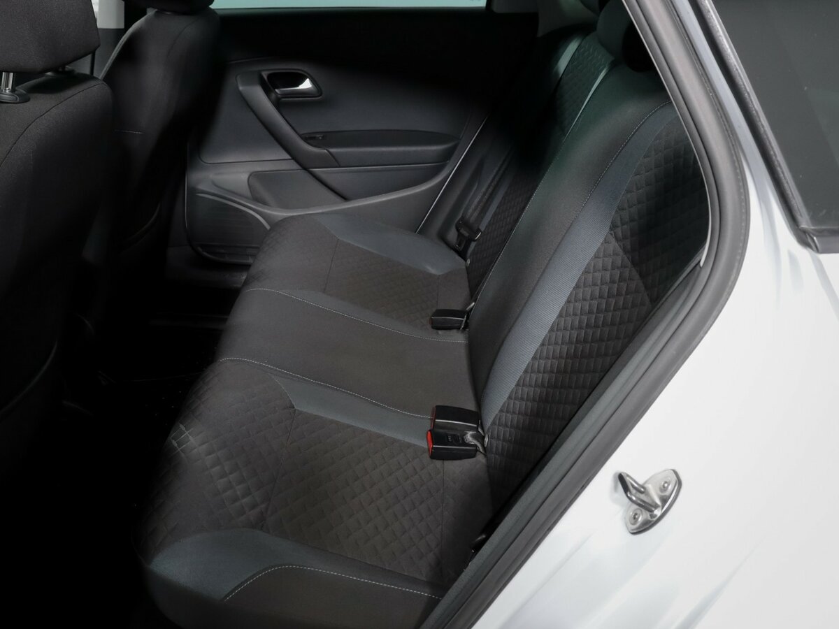 Б/У Фольксваген Поло 2019 года. Фото: #7