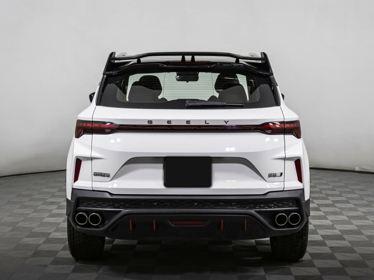 Geely Coolray 2023 года с пробегом. Фото: #5