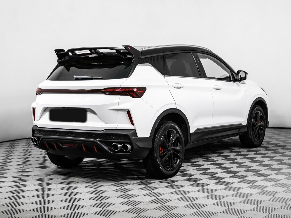 Geely Coolray 2023 года с пробегом. Фото: #3