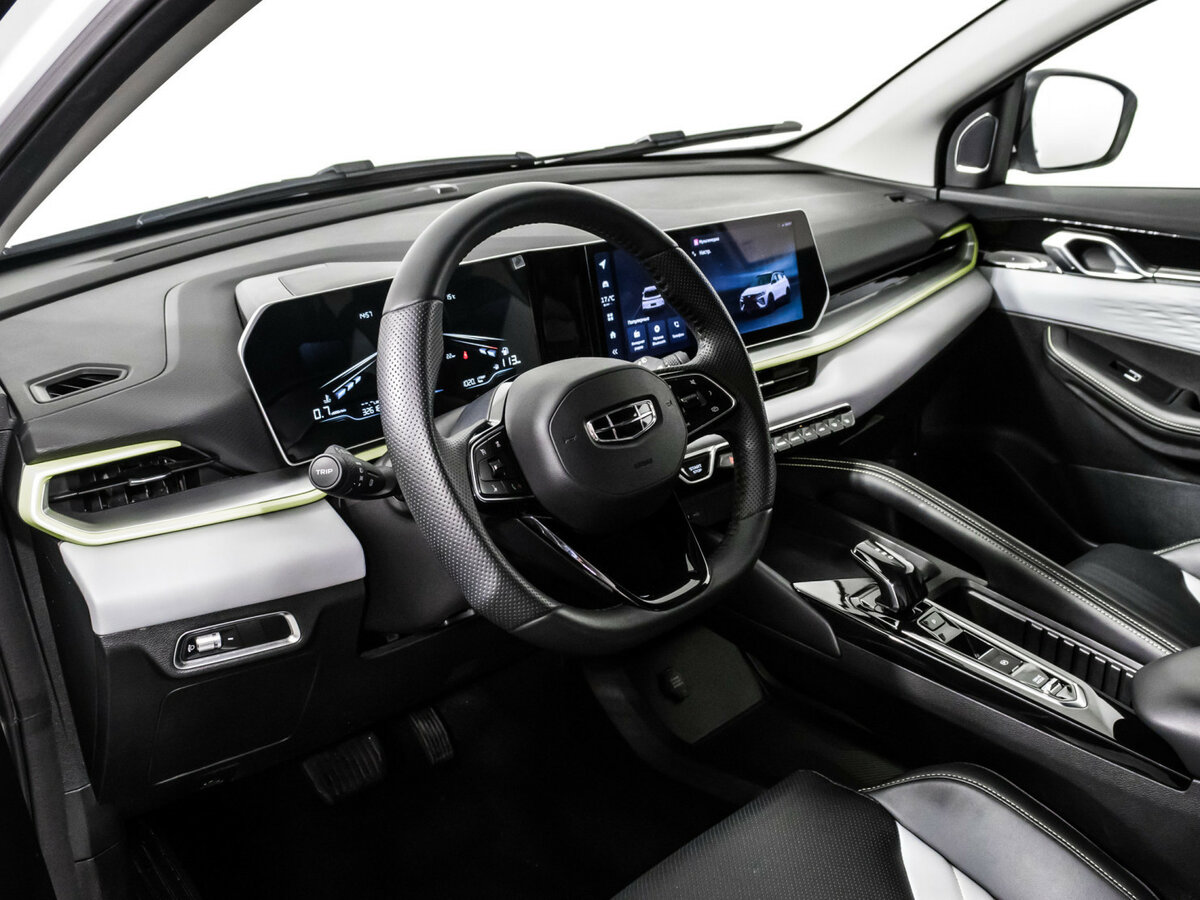 Geely Coolray 2023 года с пробегом. Фото: #9