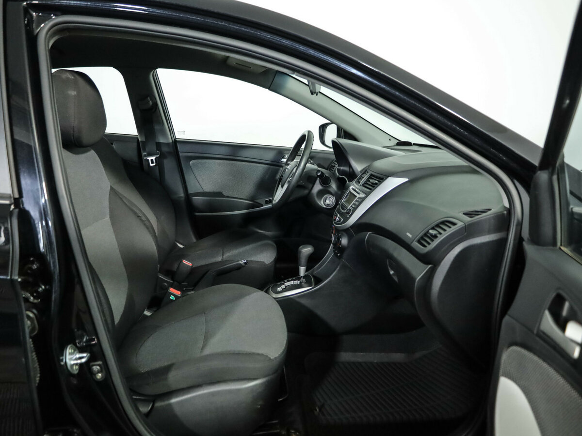 Hyundai Solaris 2013 года с пробегом. Фото: #23