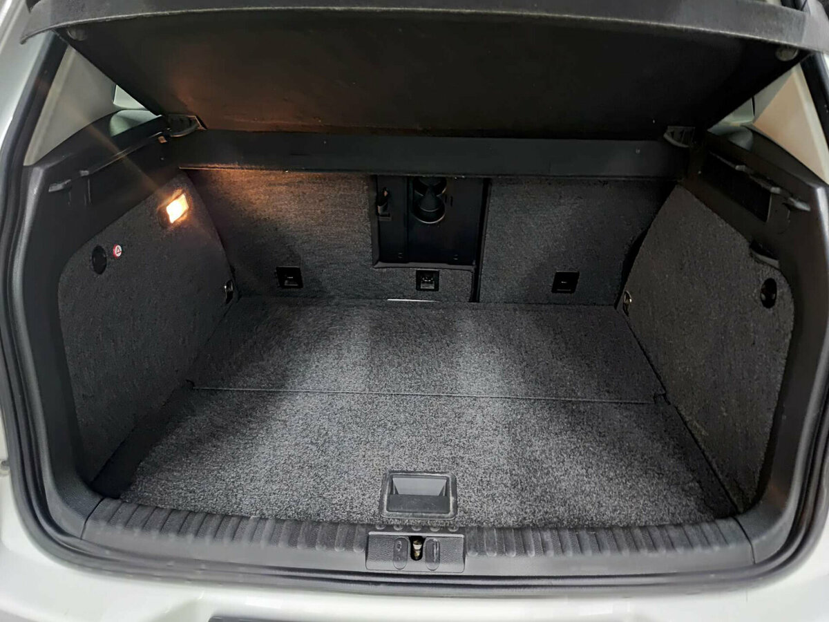 Б/У Фольксваген Тигуан 2016 года. Фото: #9