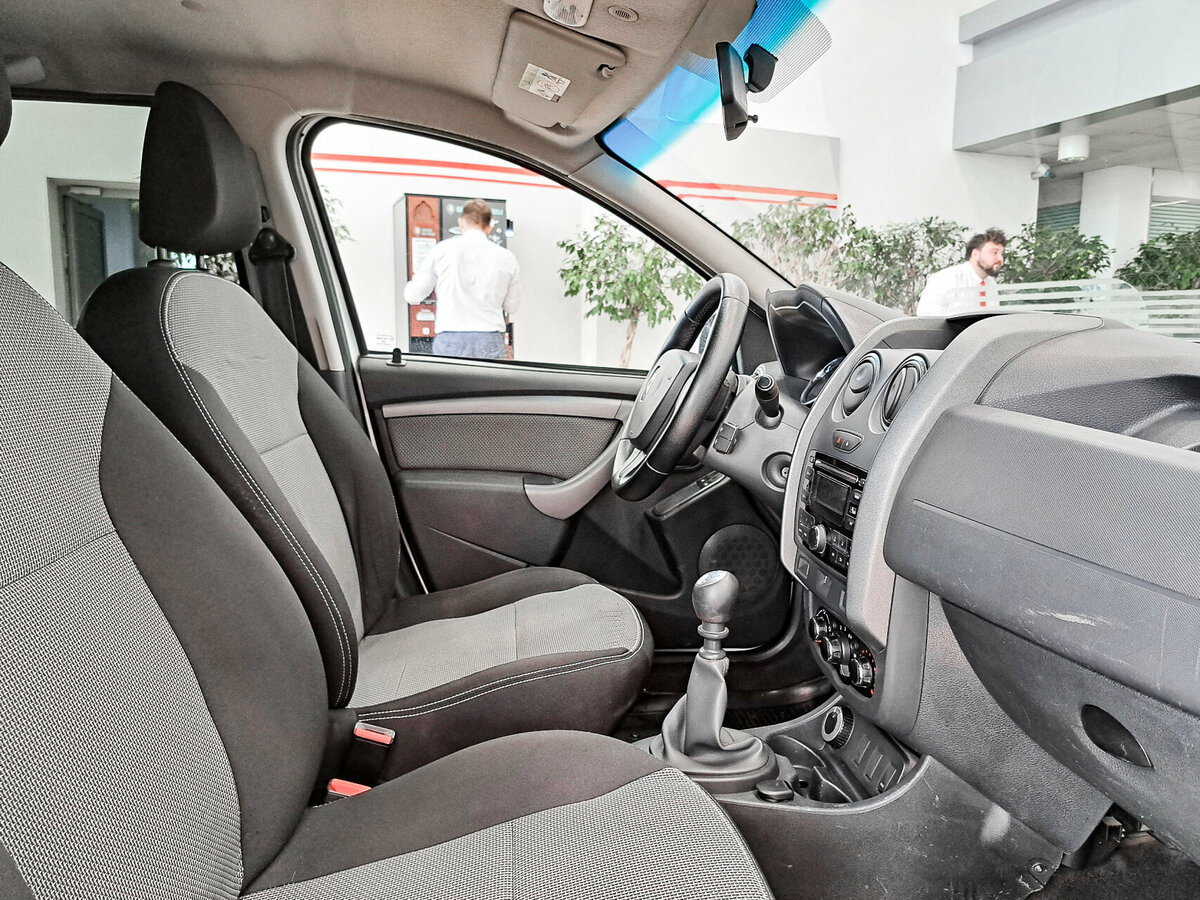 Б/У Рено Дастер 2015 года. Фото: #9