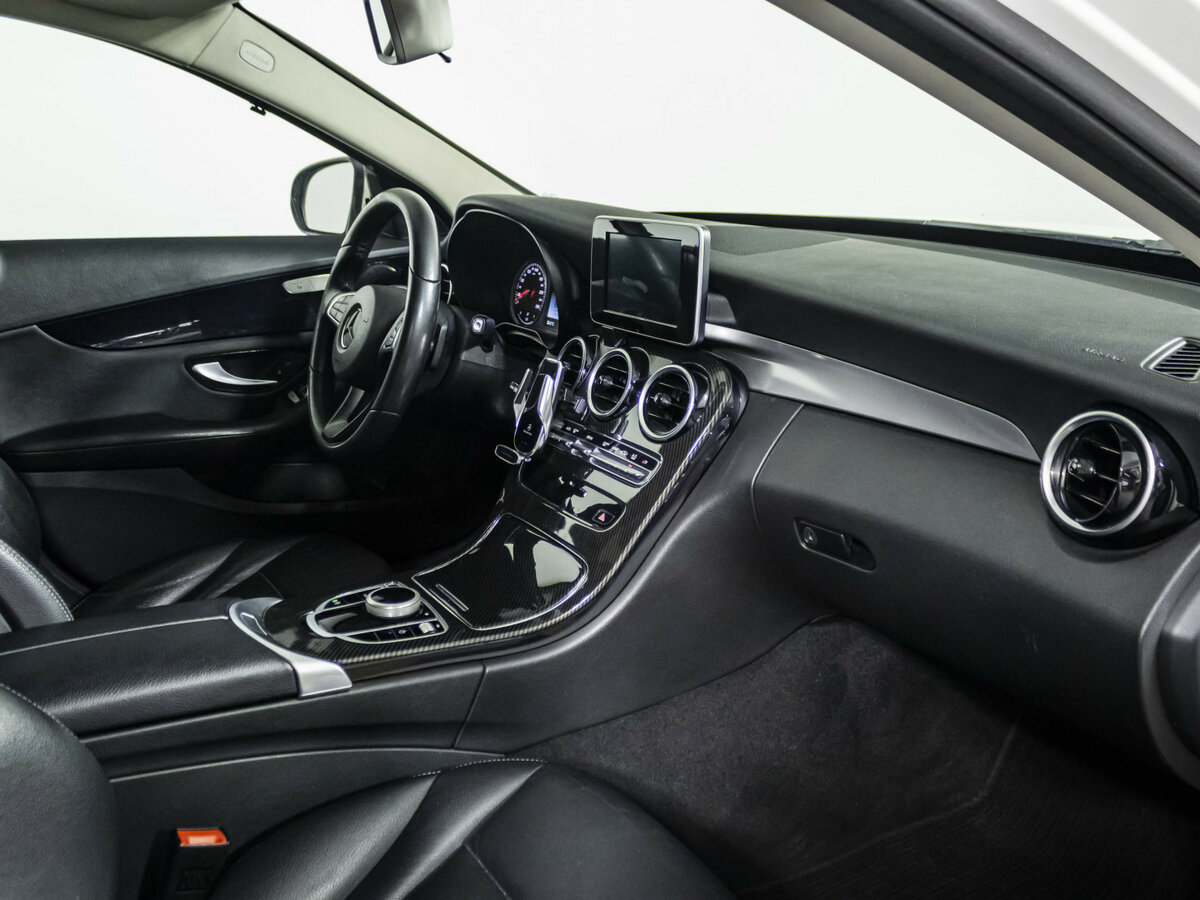 Mercedes-Benz C-Класс 2017 года с пробегом. Фото: #6