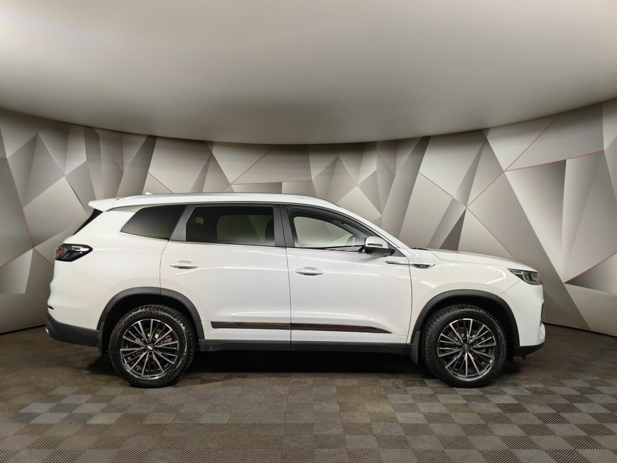 Chery Tiggo 8 Pro Max 2023 года с пробегом. Фото: #5