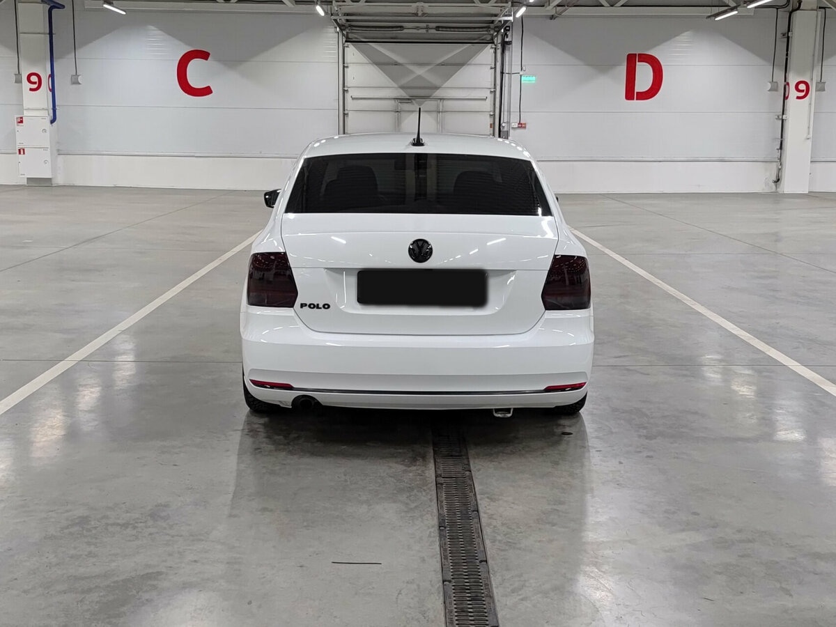 Б/У Фольксваген Поло 2017 года. Фото: #5