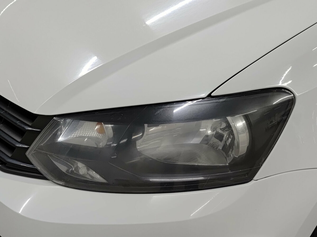 Б/У Фольксваген Поло 2017 года. Фото: #16