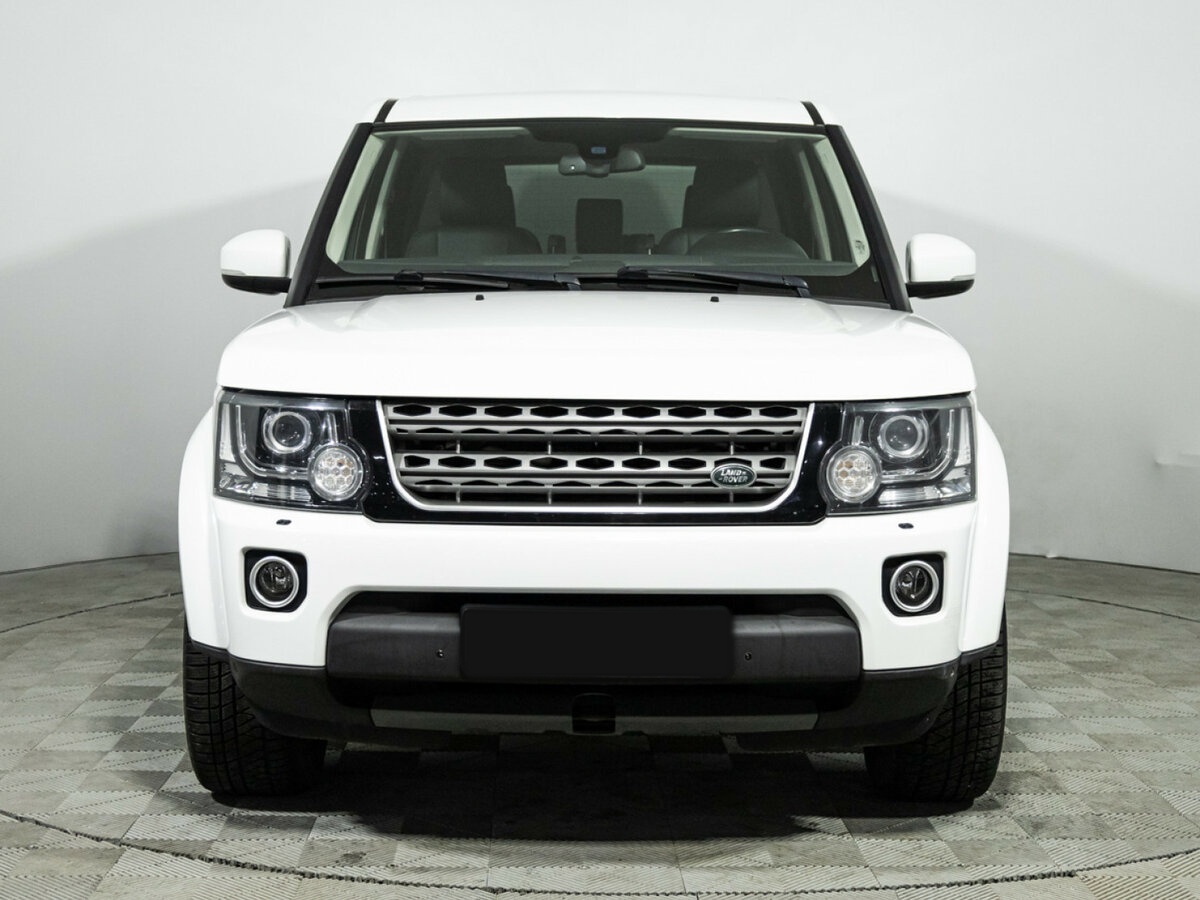 Land Rover Discovery 2015 года с пробегом. Фото: #1