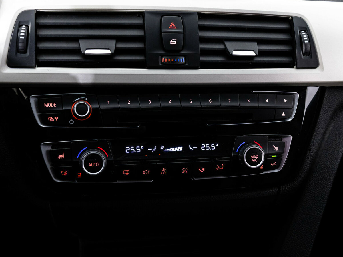 BMW 3 серии 2016 года с пробегом. Фото: #11