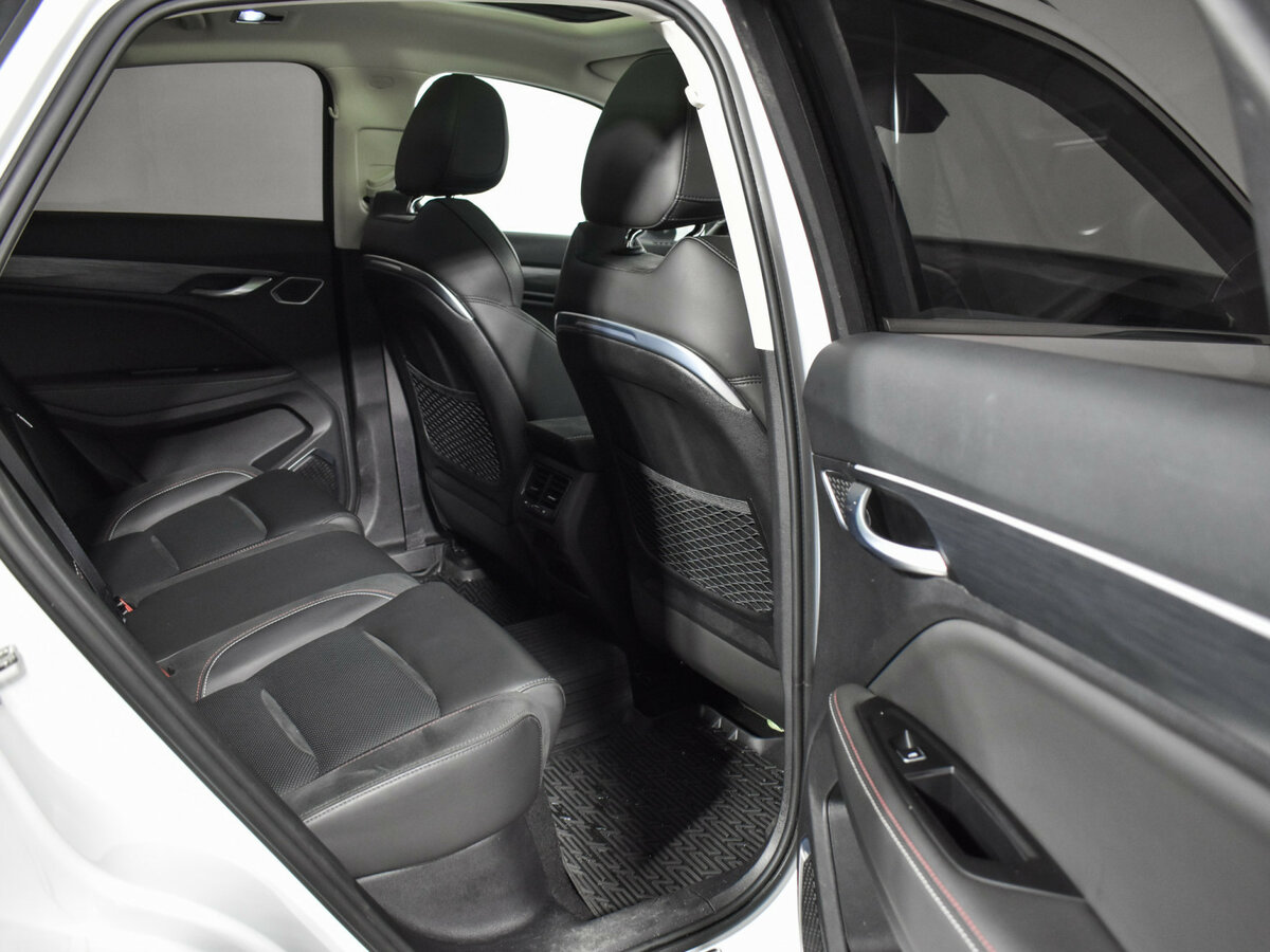 Geely Tugella 2021 года с пробегом. Фото: #11