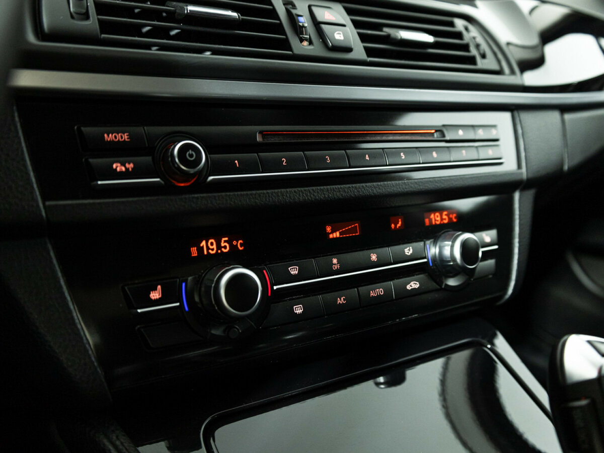 BMW 5 серии 2016 года с пробегом. Фото: #15