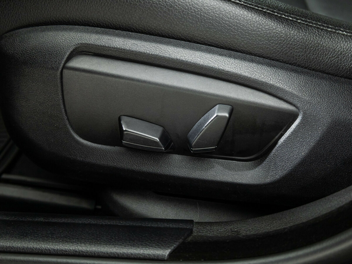 BMW 5 серии 2016 года с пробегом. Фото: #17