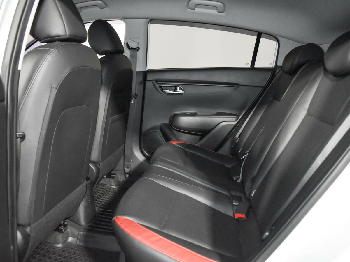 Kia Rio 2020 года с пробегом. Фото: #10