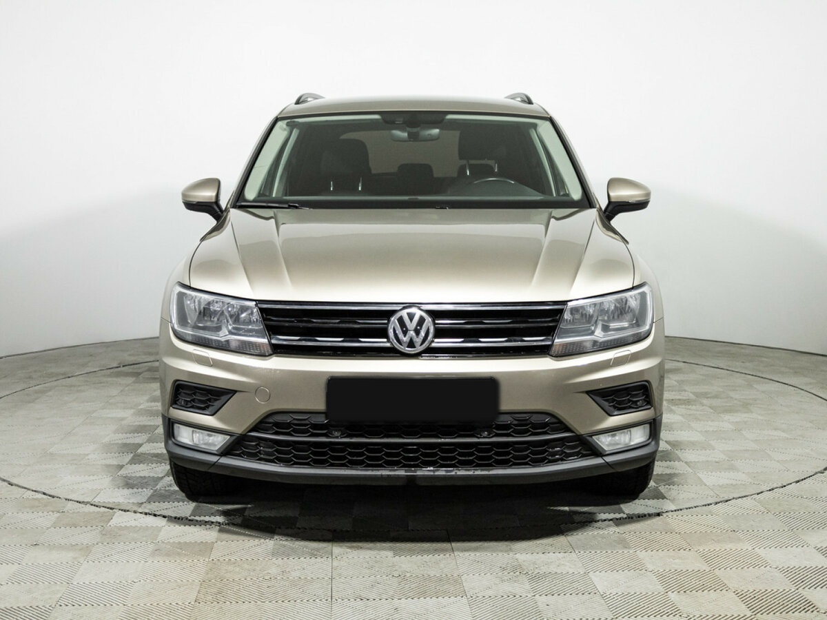 Volkswagen Tiguan 2017 года с пробегом. Фото: #1