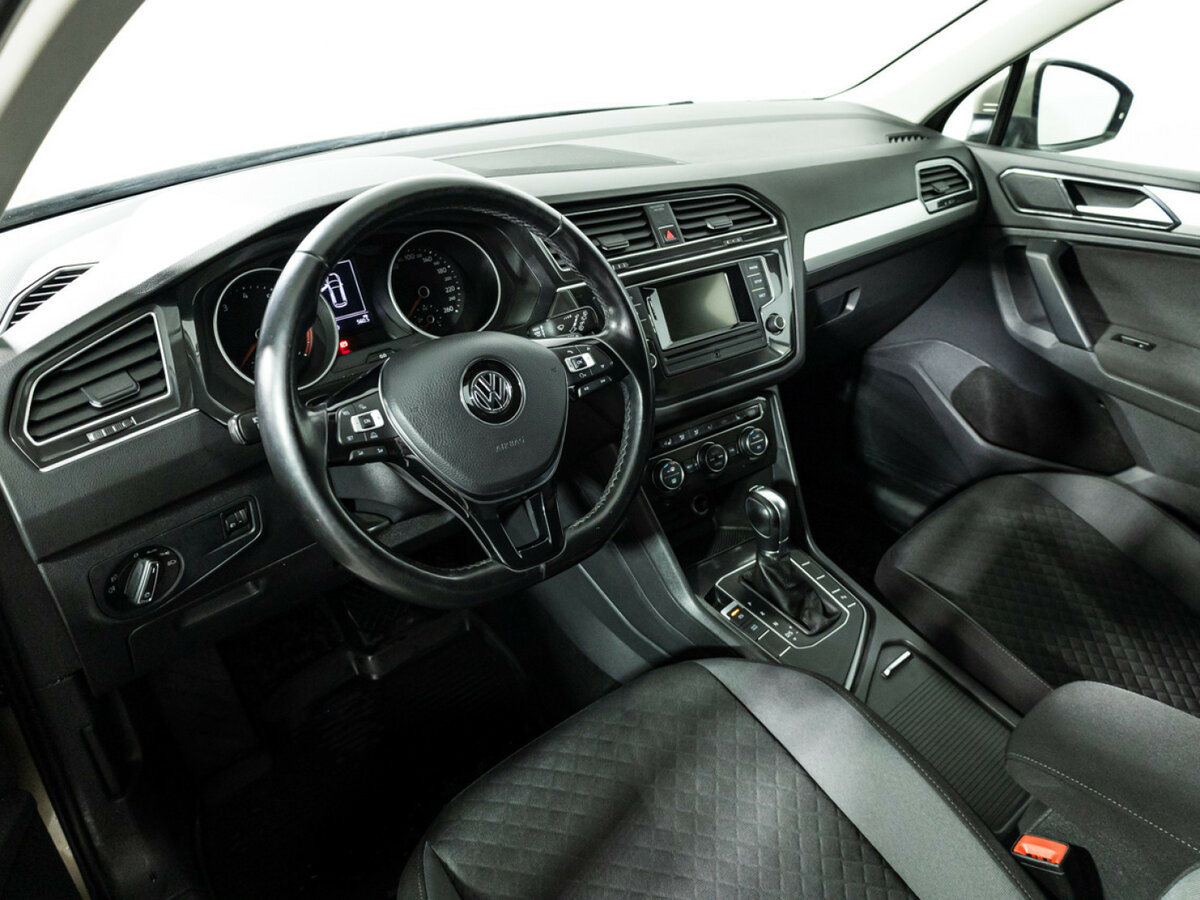 Volkswagen Tiguan 2017 года с пробегом. Фото: #8
