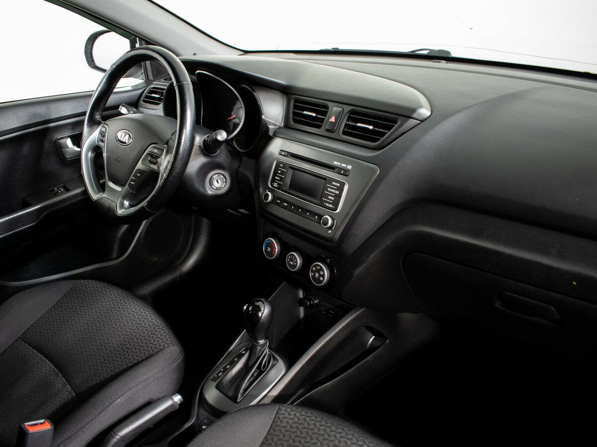 Kia Rio 2015 года с пробегом. Фото: #9
