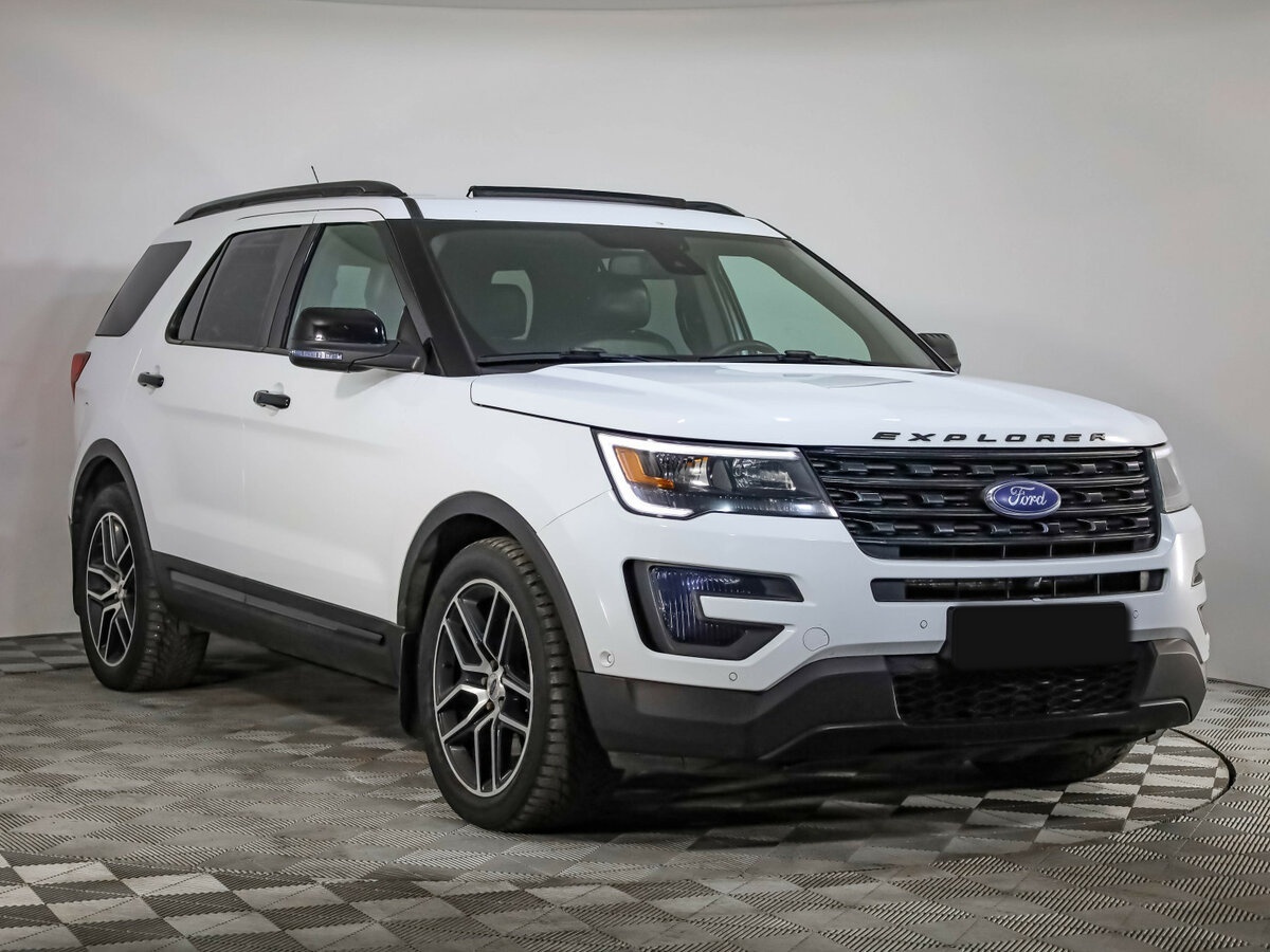 Ford Explorer 2015 года с пробегом. Фото: #2