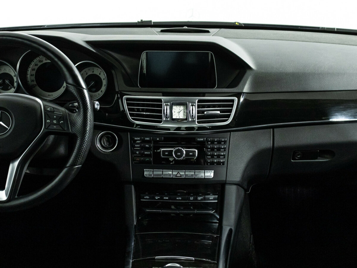 Mercedes-Benz E-Класс 2013 года с пробегом. Фото: #13