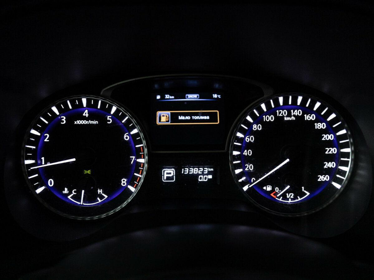 Infiniti QX60 2014 года с пробегом. Фото: #9