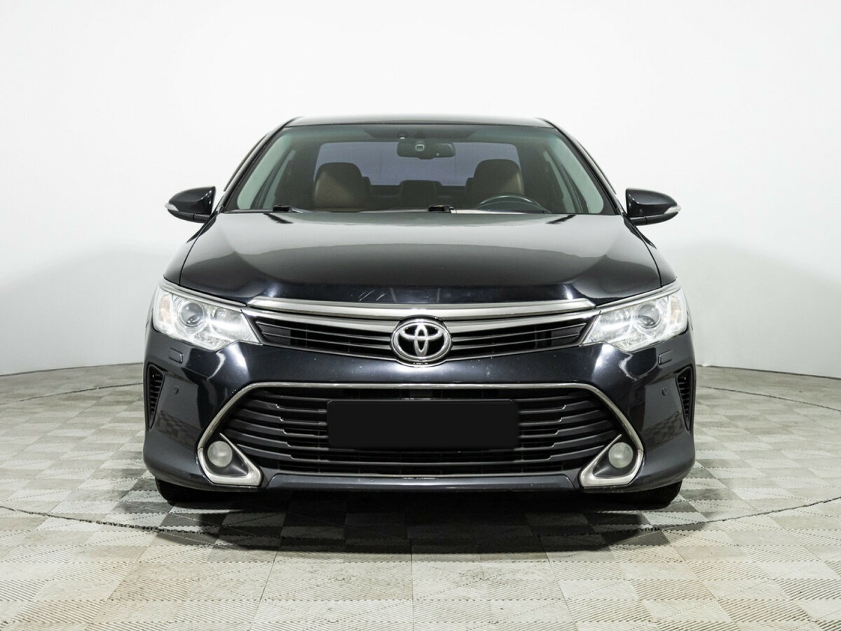 Toyota Camry 2016 года с пробегом. Фото: #1