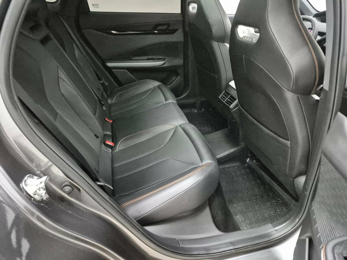 Changan UNI-V 2024 года с пробегом. Фото: #14