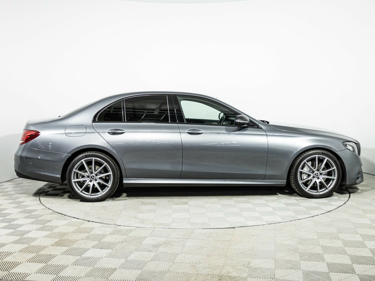 Mercedes-Benz E-Класс 2019 года с пробегом. Фото: #3