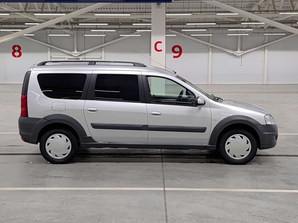 Б/У Лада (ВАЗ) Ларгус 2019 года. Фото: #3