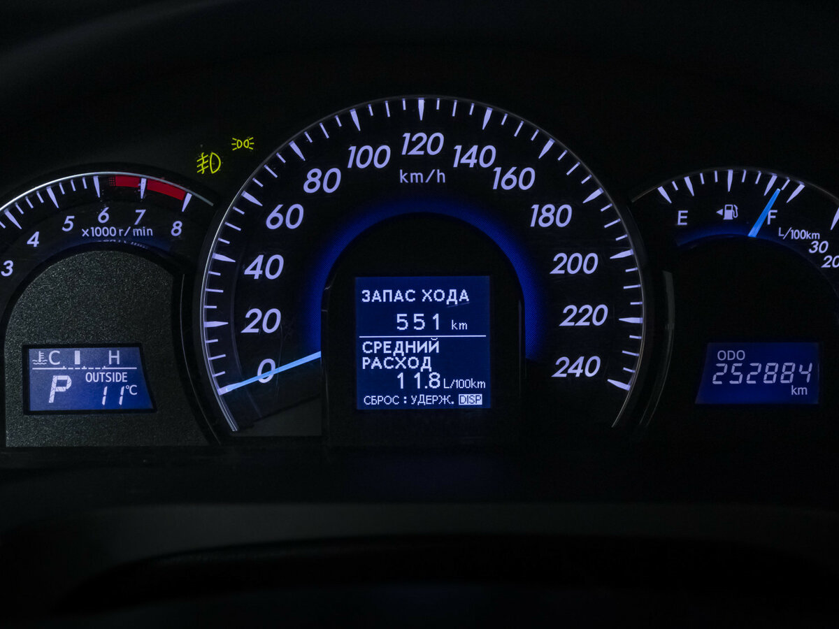 Б/У Тойота Камри 2012 года. Фото: #10