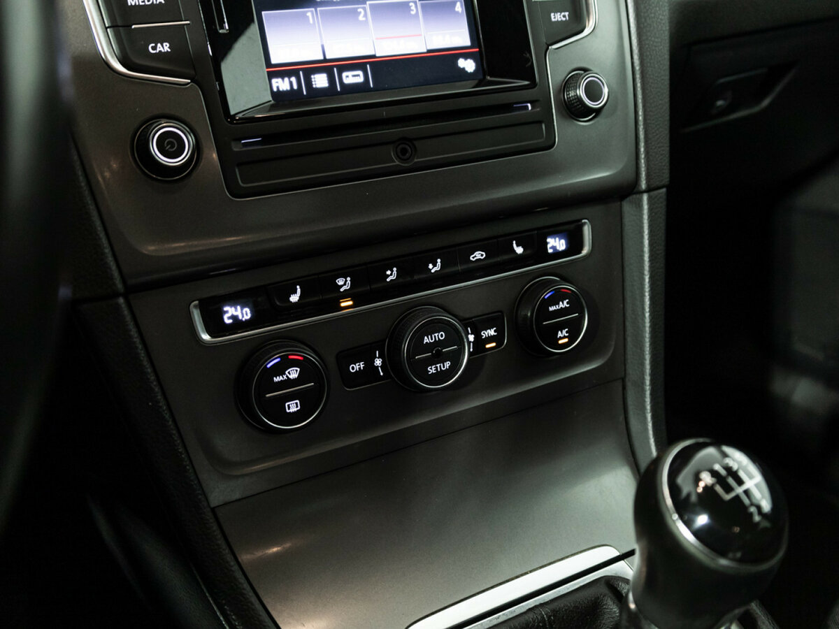 Volkswagen Golf 2013 года с пробегом. Фото: #15