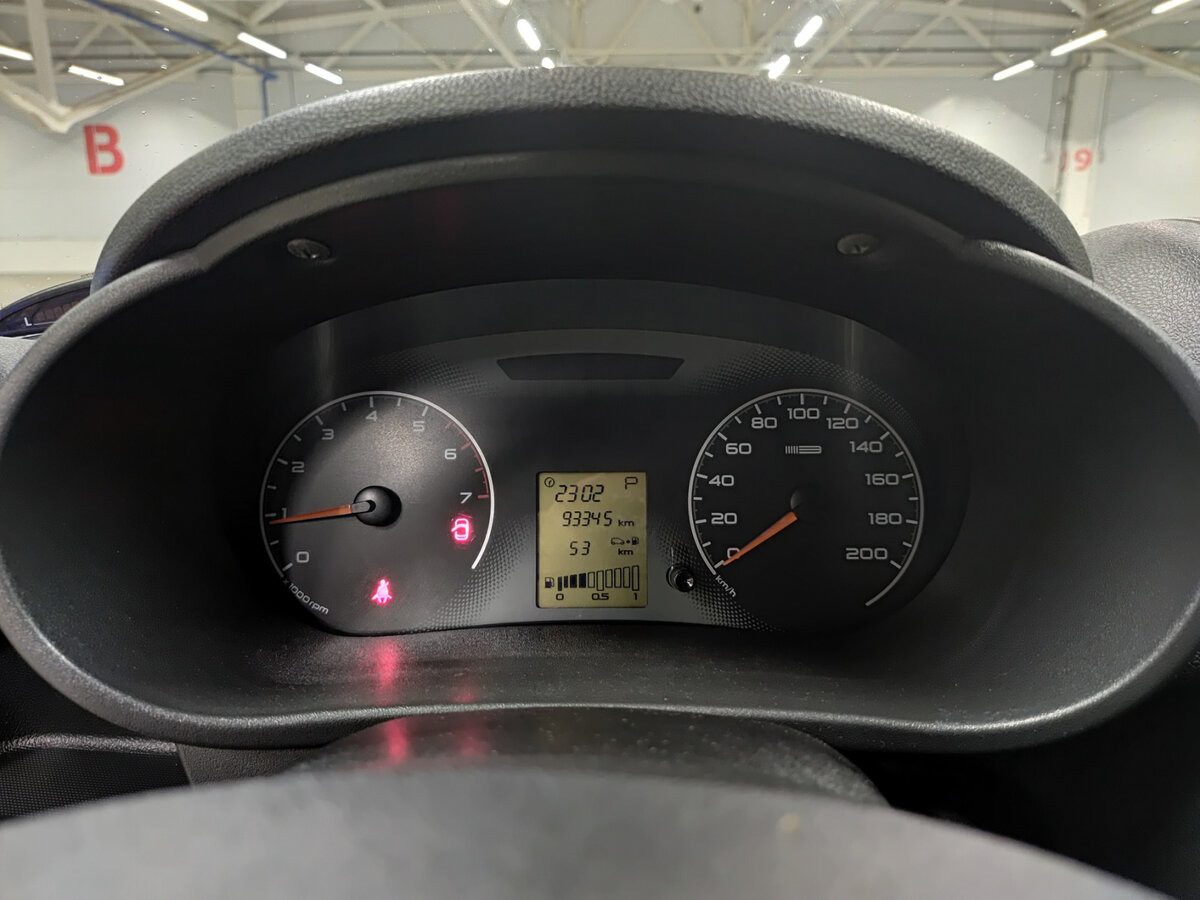 Lada (ВАЗ) Granta 2013 года с пробегом. Фото: #12