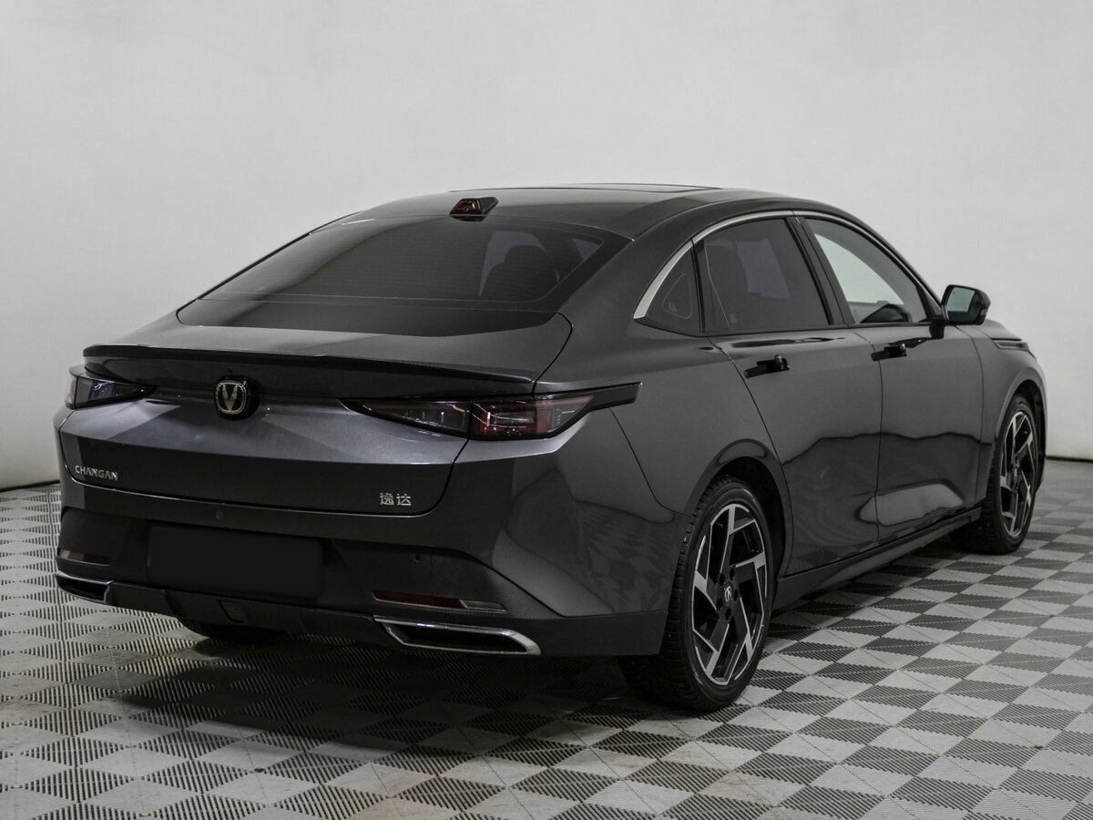 Changan Lamore 2023 года с пробегом. Фото: #3