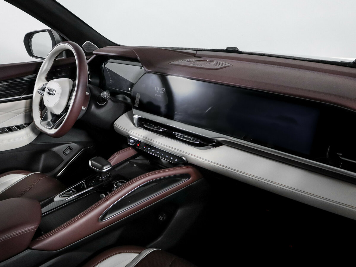 Geely Monjaro 2023 года с пробегом. Фото: #8