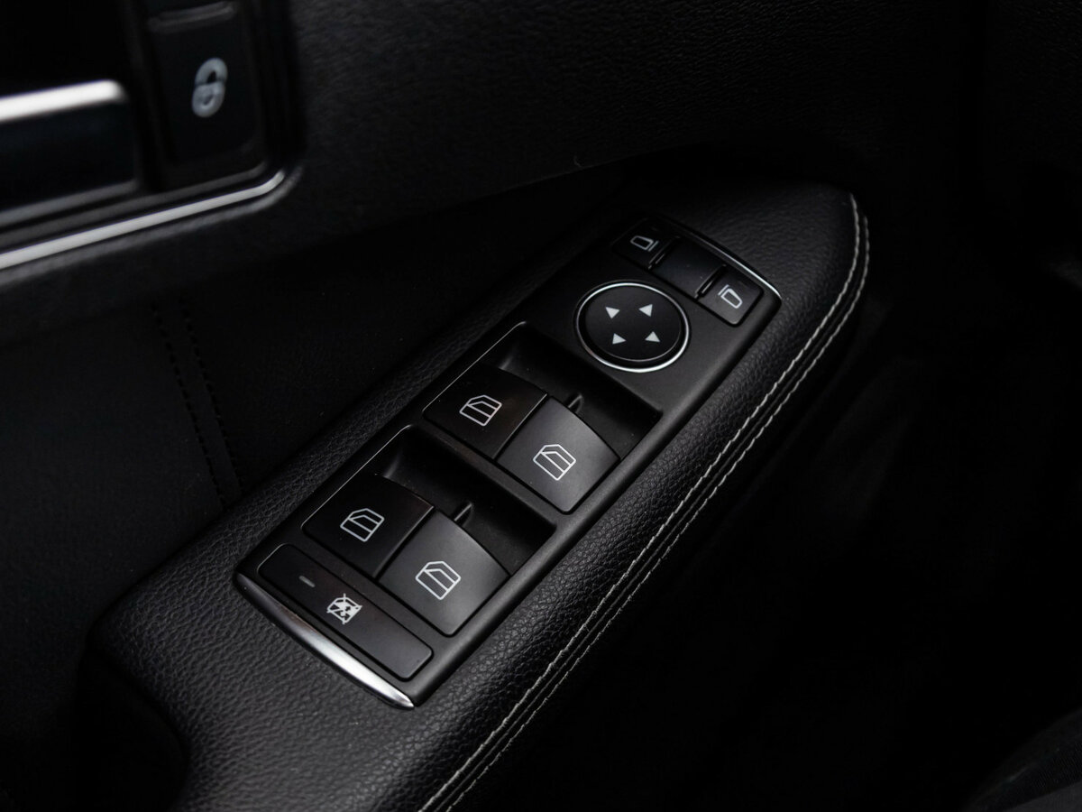 Mercedes-Benz E-Класс 2012 года с пробегом. Фото: #11