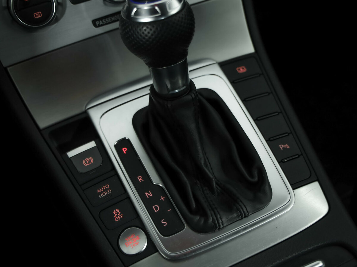 Volkswagen Passat 2014 года с пробегом. Фото: #19