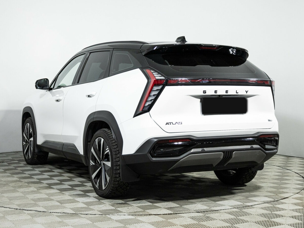 Geely Atlas 2024 года с пробегом. Фото: #5