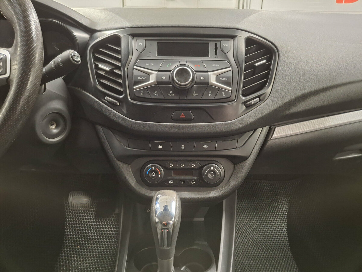 Б/У Лада (ВАЗ) Веста 2021 года. Фото: #13