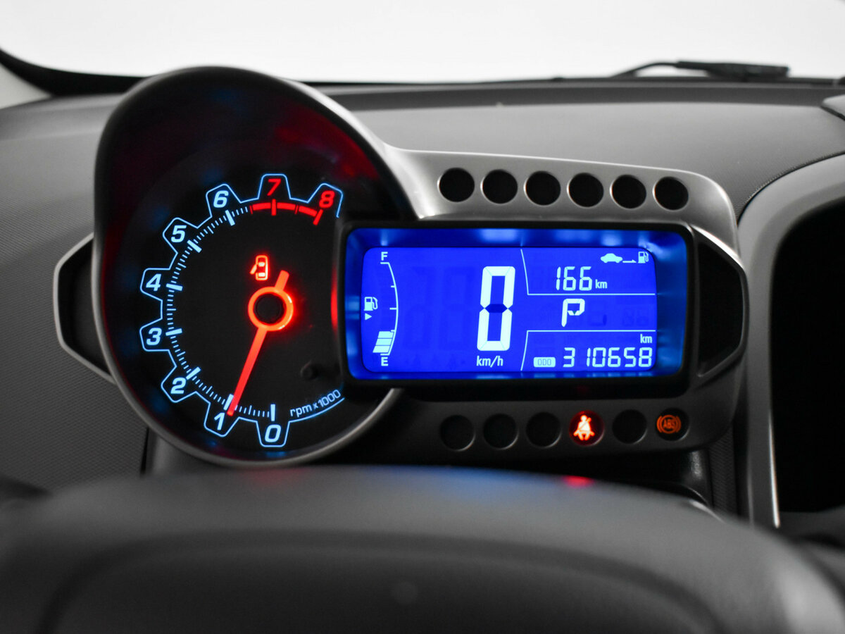 Chevrolet Aveo 2014 года с пробегом. Фото: #15